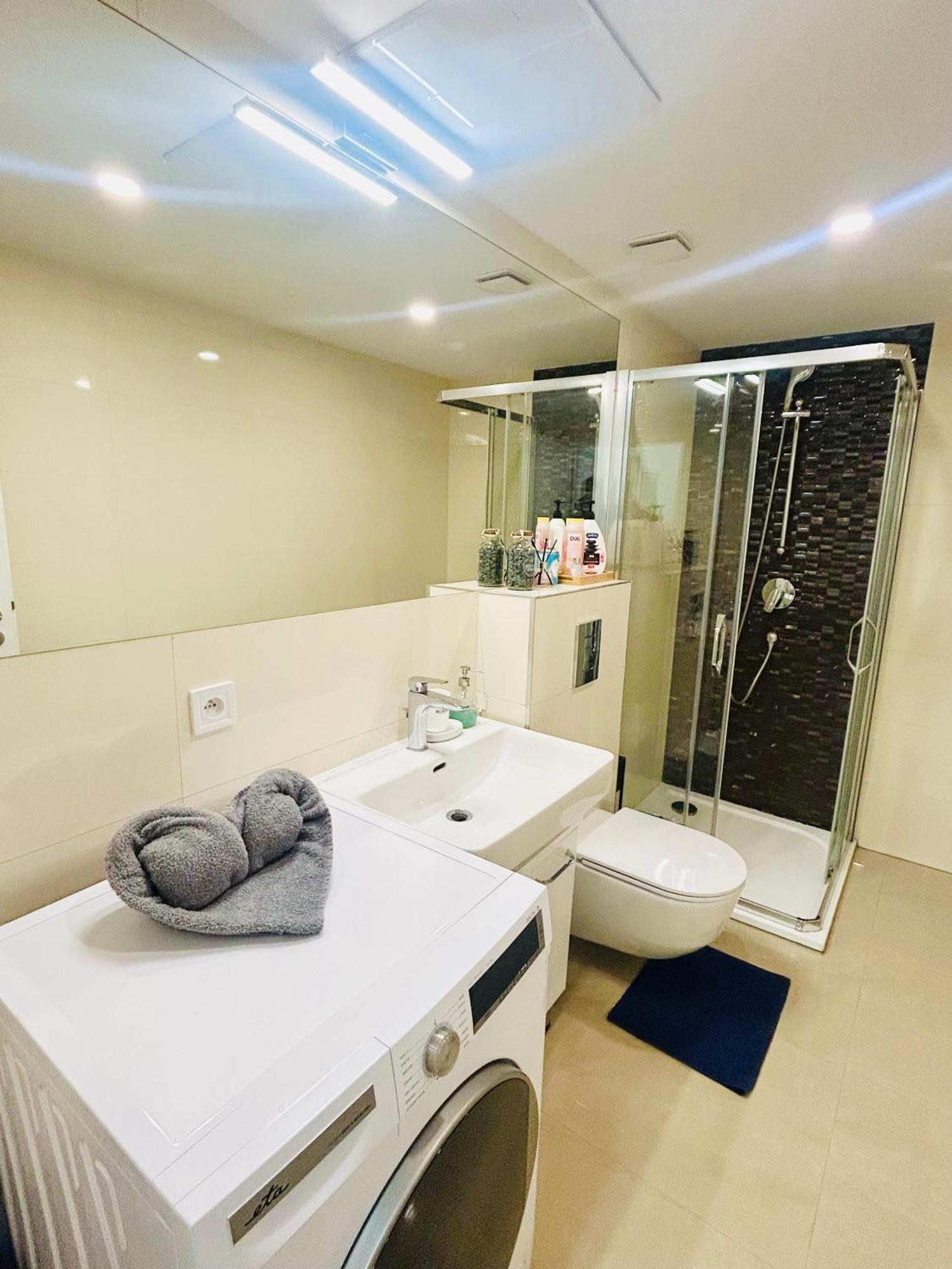 New Design & Style Apartments 50M From Wenceslas Square Prague Ngoại thất bức ảnh